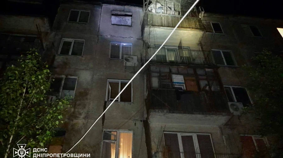 Дніпропетровщина: РФ атакувала багатоповерхівку, десятки людей евакуювали