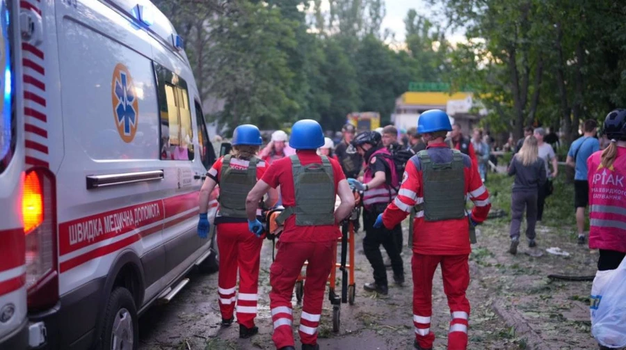 Російський удар по Запоріжжю: кількість постраждалих зросла, серед них дитина