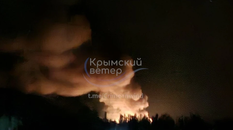 Вибухи в окупованому Криму: пабліки повідомили про удари по будівлі ФСБ РФ і Таврійської ТЕС
