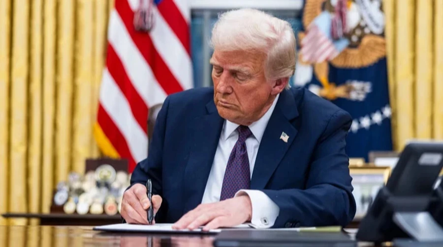 Трамп підписав пом'якшений указ щодо нагляду за штучним інтелектом