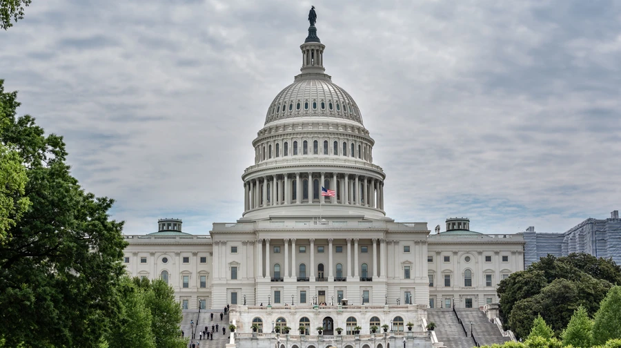 Сенат США на процедурному голосуванні підтримав законопроєкт про санкції проти РФ
