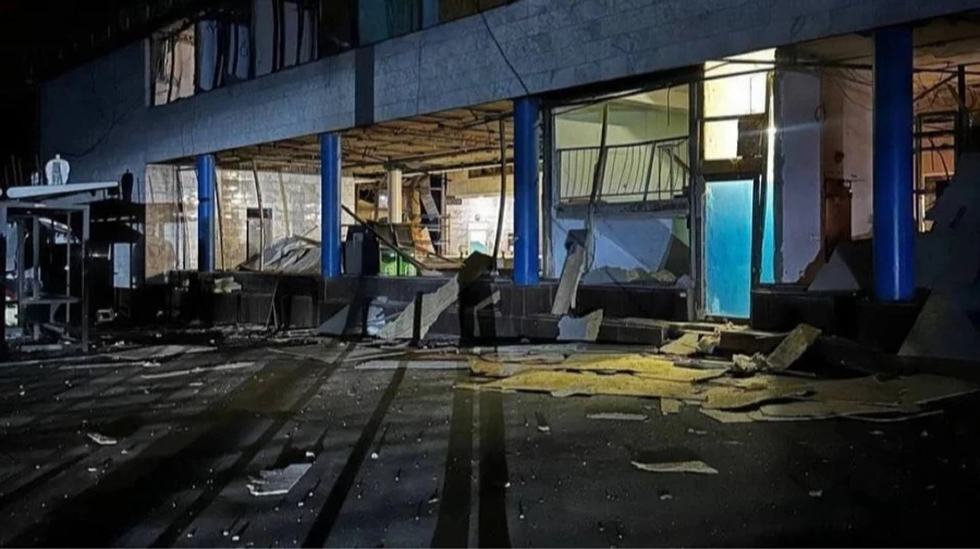 Після ворожого удару біля метро “Лук’янівська” облаштують наземний пішохідний перехід