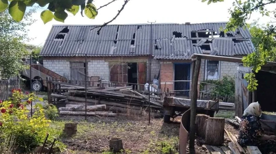 Російські обстріли Донеччини та Херсонщини: 2 загиблих і 18 поранених за добу