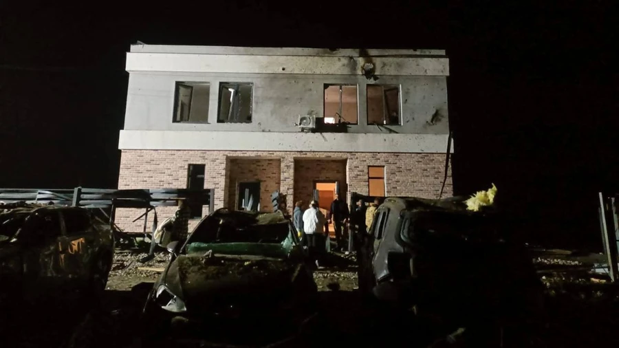 На Київщині російський дрон влучив у житловий будинок: двоє людей постраждали