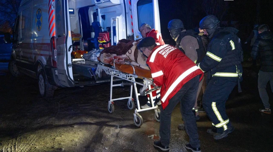 Росіяни атакували Дніпро: 2 постраждалих, пошкоджено підприємства