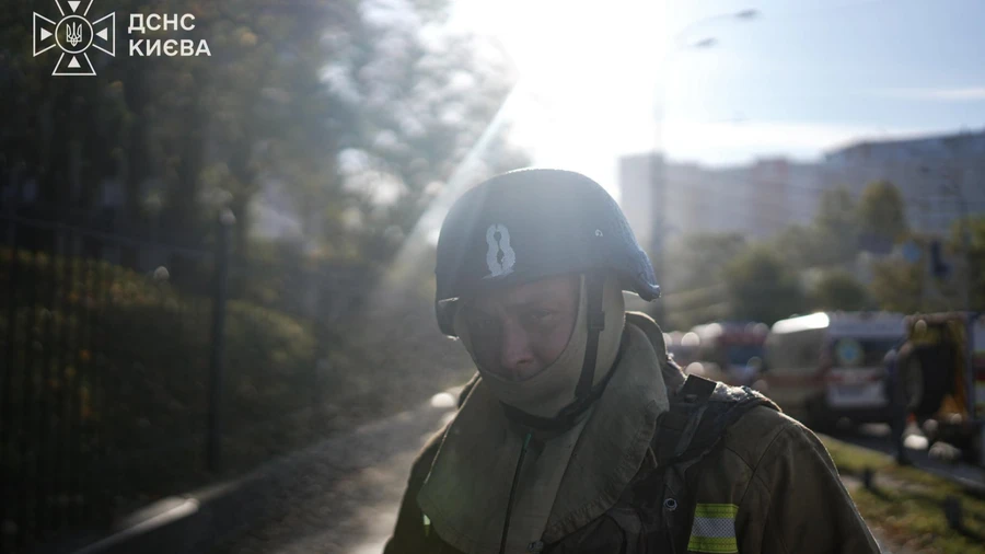 Через російський удар по Києву – двоє потерпілих, пошкоджений будинок